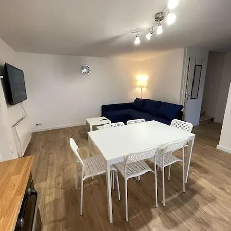 Charmante Maison A Proche Dinan Et St Malo. *